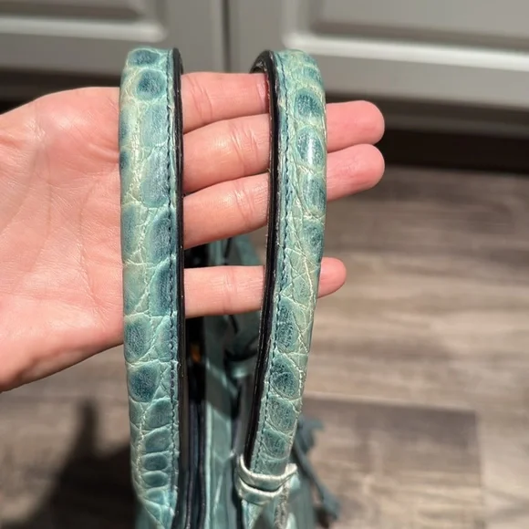 Dooney and Bourke tote - Picture 4 of 6